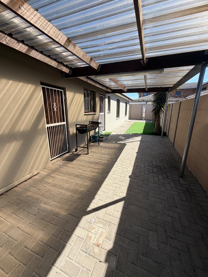3 Bedroom Property for Sale in Soneike Western Cape